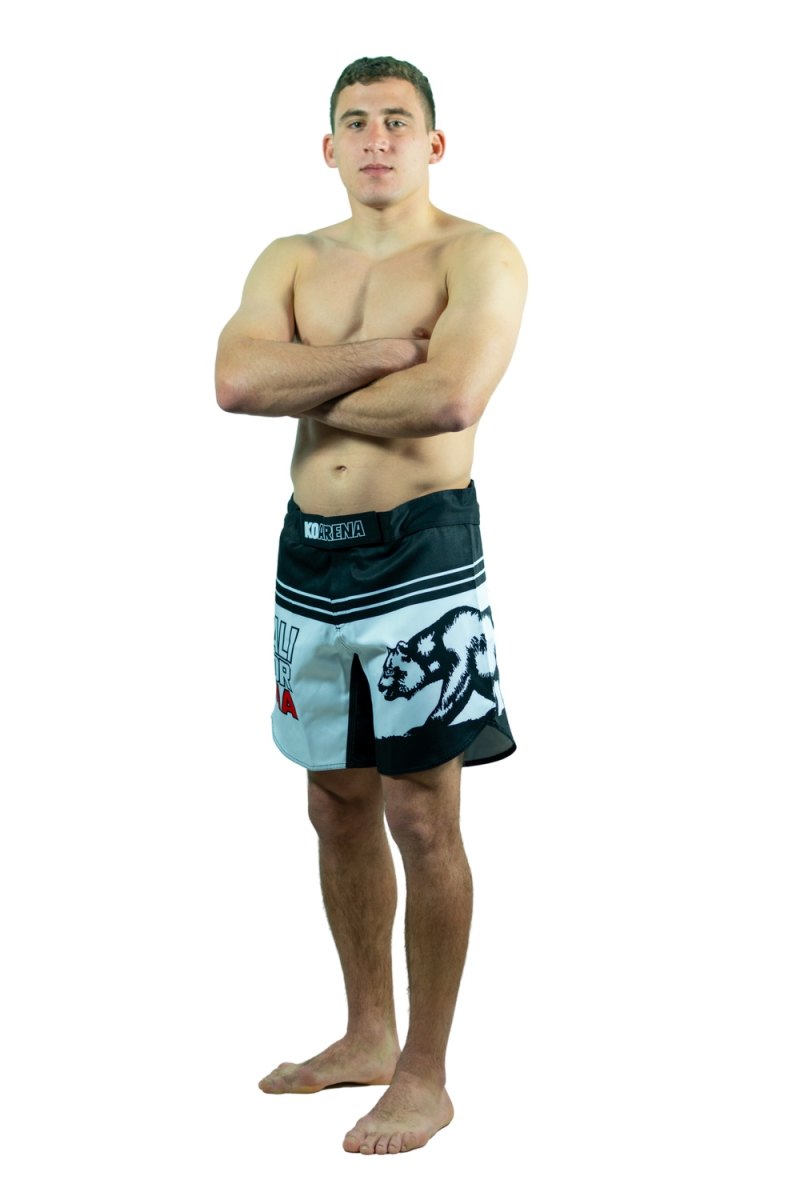 KOARENA Cali Bear Fight Shorts Blanco - Imagen 4