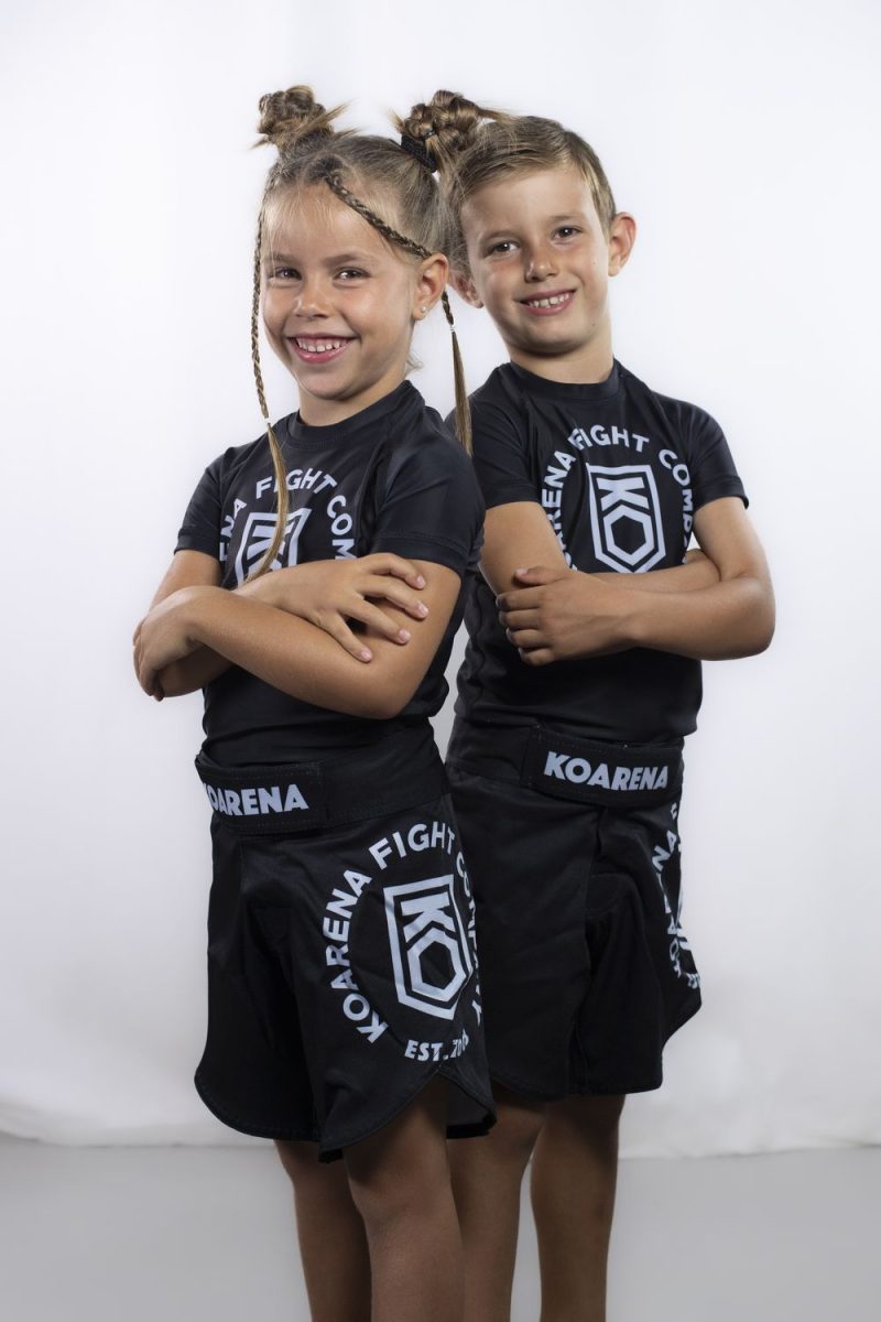KOARENA Corp Rashguard Kids SS Negro - Imagen 4