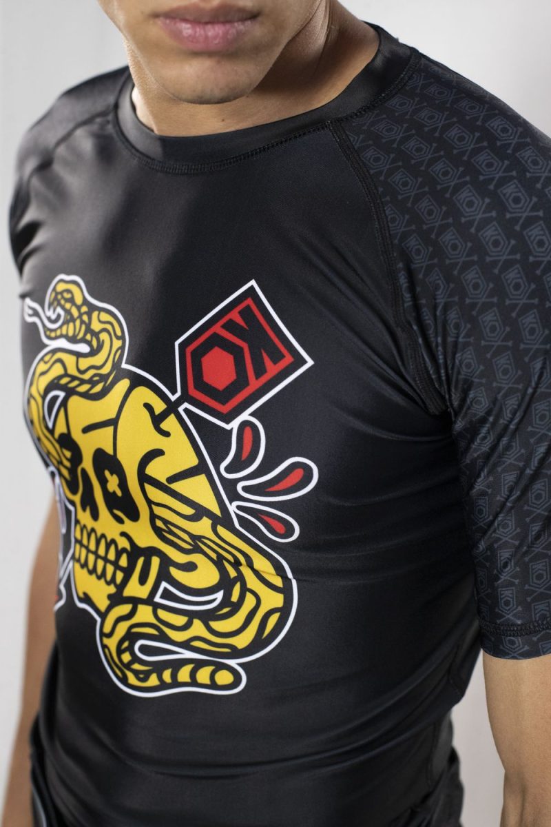 KOARENA Love Fight Rashguard SS Negro - Imagen 2